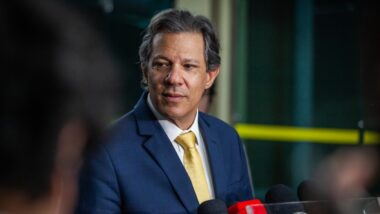 Ministro diz que Fazenda identificou operações suspeitas do que chamou de “triangulação internacional gravíssima”. Imagem referente a matéria